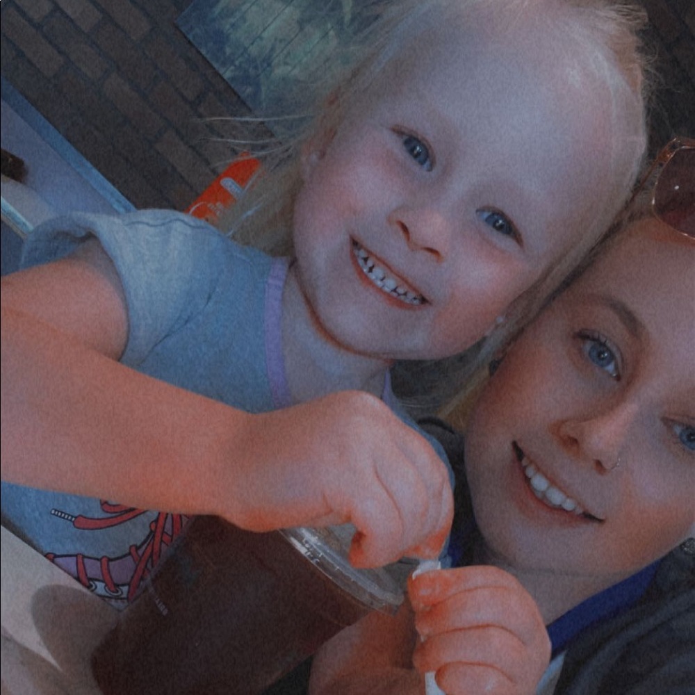 Meet your Posher, Mashayla